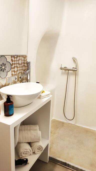 Bougainvillea Cave Suite - Old Town Mykonos Town Luaran gambar